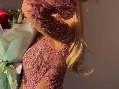 Натали Трифонова вече с гордост показва бременното коремче (СНИМКИ)