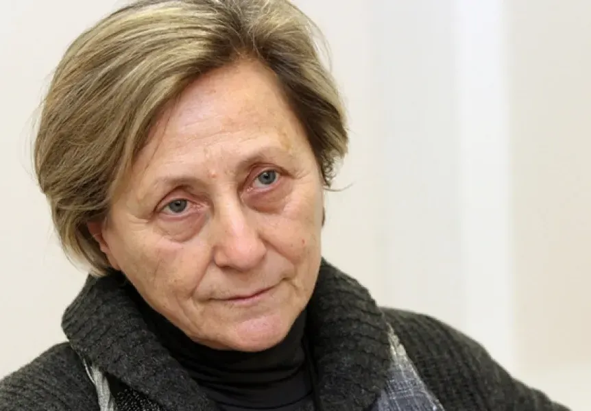 Нешка Робева на прага на 80-та си година: Не съм желязна, а ръждясала, скърцаща лейди