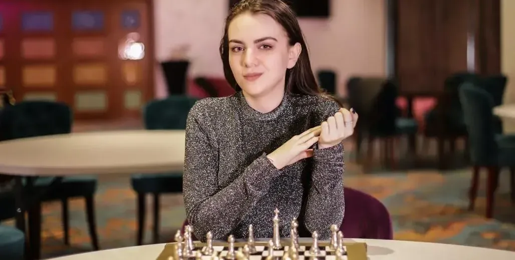 Нургюл Салимова сънува шахматни комбинации