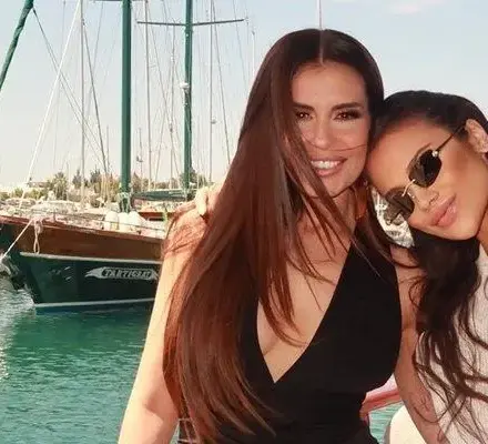 НЯМА ПРАЗНО: Нов богаташ глези Анелия и дъщерята на Коко Динев (СНИМКИ)