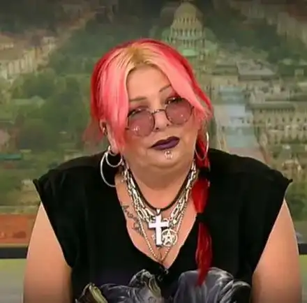 Откраднаха пуделчето на Милена