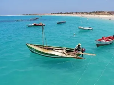 Отвъд картата и границите с TravelLove