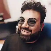 Понеже е неустоим красавец: Най-големият страх на Мон Дьо е да не го УРОЧАСАТ