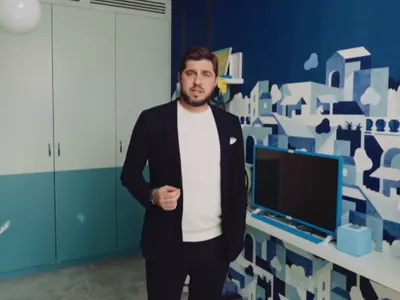 Практични съвети как да подредим хола си от Алекс Ковачев - интериорния дизайнер на Николета Лозанова