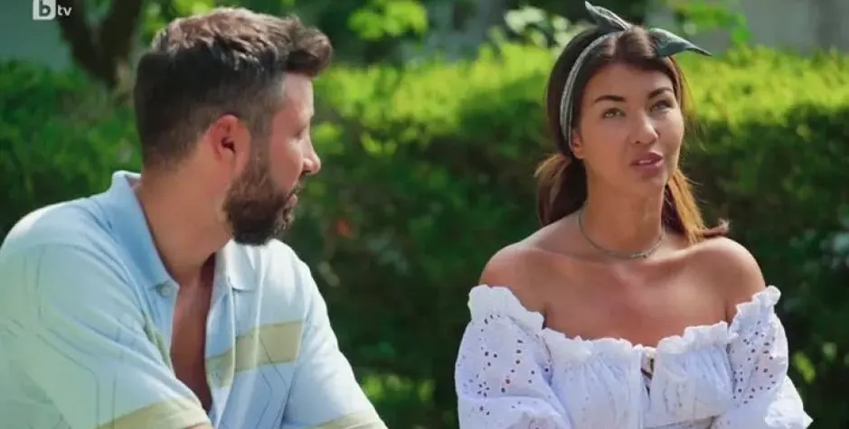 ПРИЯТЕЛЧЕТА ЛИ?! Мартин не си поплюва: Налази Косара след предаването, но тя го отсвири! (днес той вече не й говори – ВИЖ ТУК)