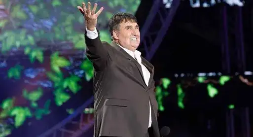 ПРОКЛЯТИЕ: Вижте какво сполетя Веселин Маринов след края на "Капките"