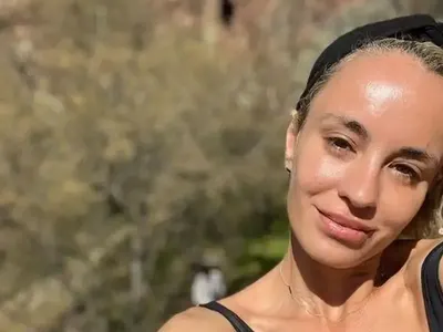 Радина Кърджилова се поддържа с йога за лице