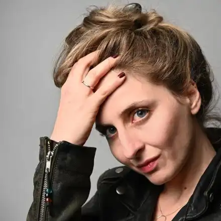 Режисьорката на „Те: Вълните“ избира професията си още 4-годишна