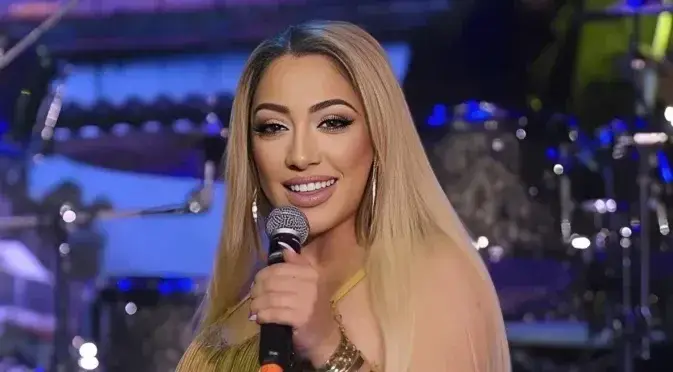 Роксана: Втората жена на баща ми е благословия за семейството