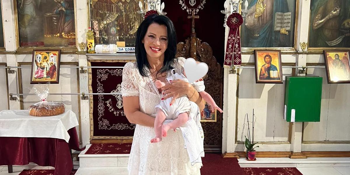 Роси Пейчева кръсти бебето