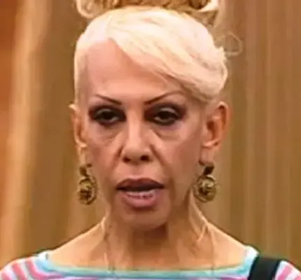 Скандал! Чалгаджийката Луна краде дома на психично болен мъж в Лозенец