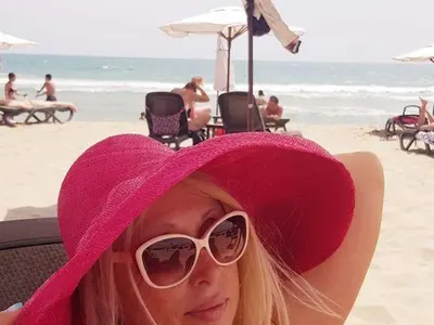 Тази секси мацка е баба!? Кристина Димитрова чака трето внуче