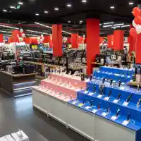 Техномаркет с по-голям и модерен магазин в Мол Марково тепе