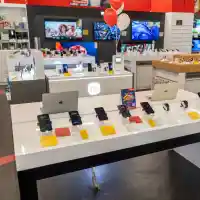 Техномаркет с по-голям и модерен магазин в Мол Марково тепе