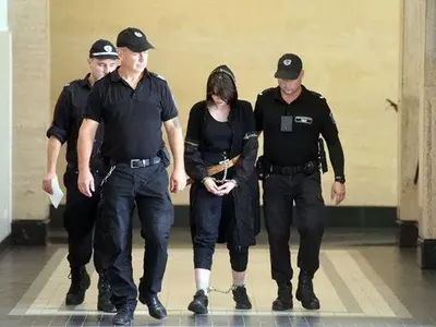 Убийцата на баба си Ивет Стайкова влиза в психиатрия!