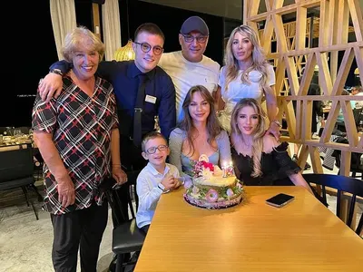 Виктория на шеф Манчев му е кръвно обидена!Забрави я, а прави чудеса за доведената си щерка