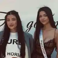 Внучката на Людмила Живкова стана модна икона