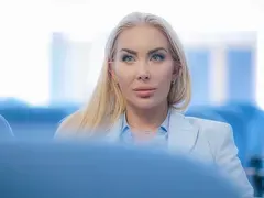 Ето я бременната  Антония Петрова ФОТО