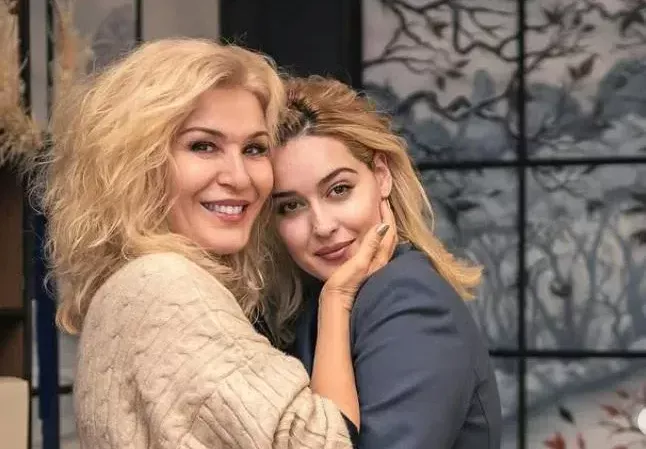 Мари вече е здрава! Гала призна, че диагнозата „рак” я сринала