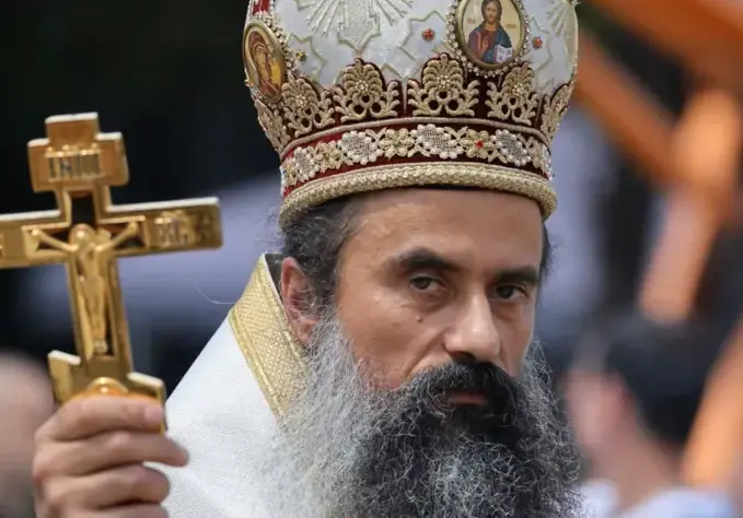 За какво патриархът харчи заплатата си от 12 000 лева?