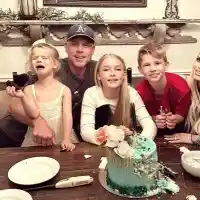 Змийска сперма вталява Джесика Симпсън