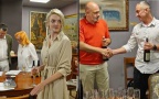 Любов ли бе! Донков наистина набута новата си в Народния театър