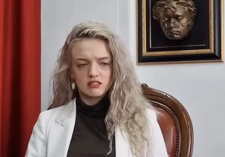 Анна Кошко е в шок!! Половинката на Деян Донков ридае на улицата: Не мога да дишам! (ВИЖ ТУК)