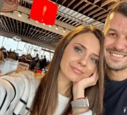 Бесте Сабри  заживя с Айкут