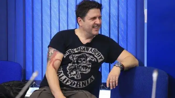 Блатечки отряза Брадъра: Ще ми пуснат мацка, по която си падам, и ще ми разбият семейството!