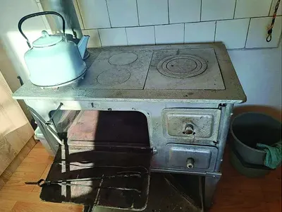 Брюксел вдига цената на бензина с до 44 ст.