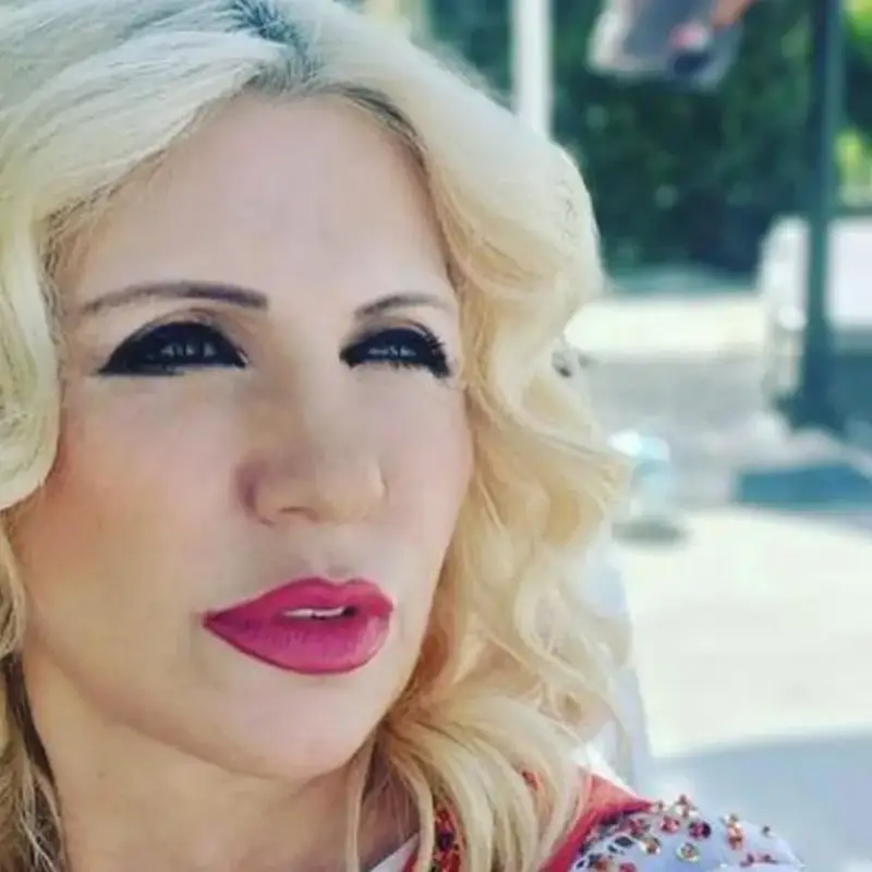 Чалга ветеранката Екстра Нина играе психоложка в нов БГ филм