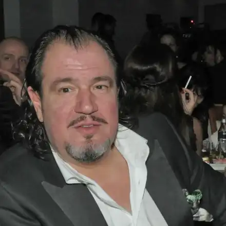 Честито! Добромир Гущеров чукна 63 с любимата си жена Диана: Синът му Християн не е желан на празника! (СНИМКИ)