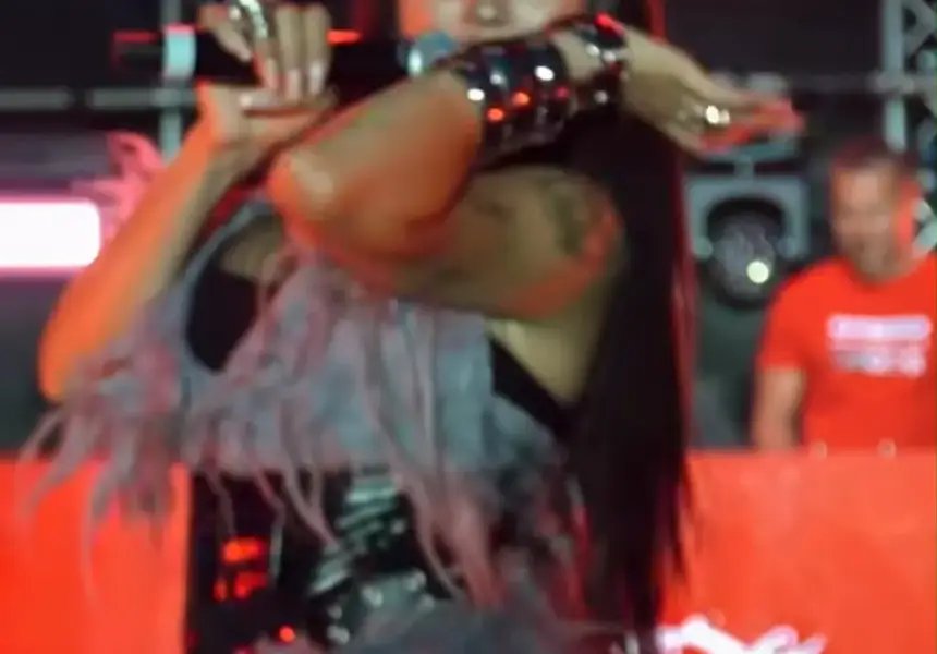 Дара с бретон сърчице