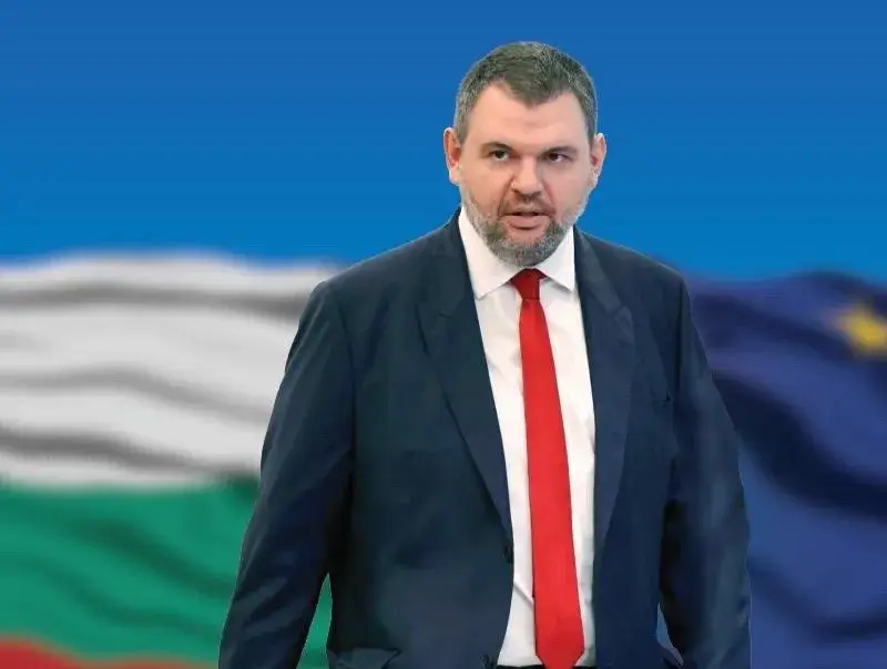 Делян Пеевски, лидер на ДПС и ПГ на ДПС - НОВО НАЧАЛО:  Да сме единни, с грижа за хората! Честит Курбан Байрам!