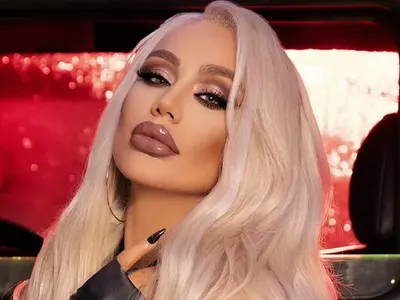 „Дринк енд драйв“: Шофьор с две глоби вози пияната Теди Александрова