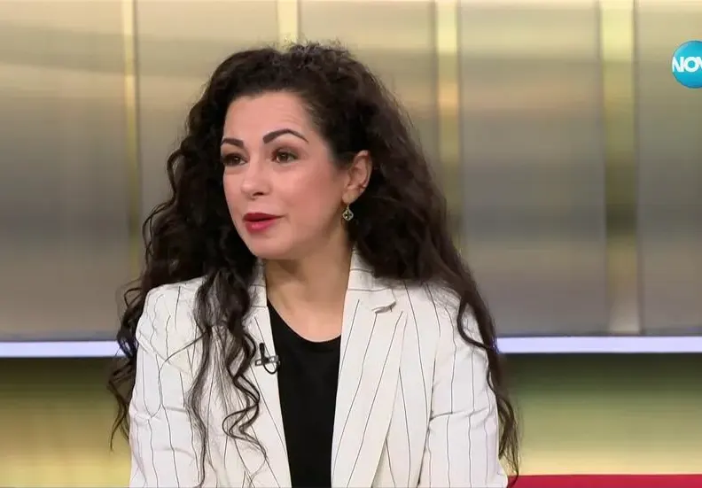 Елена Петрова се радва, че близнаците й не са артисти