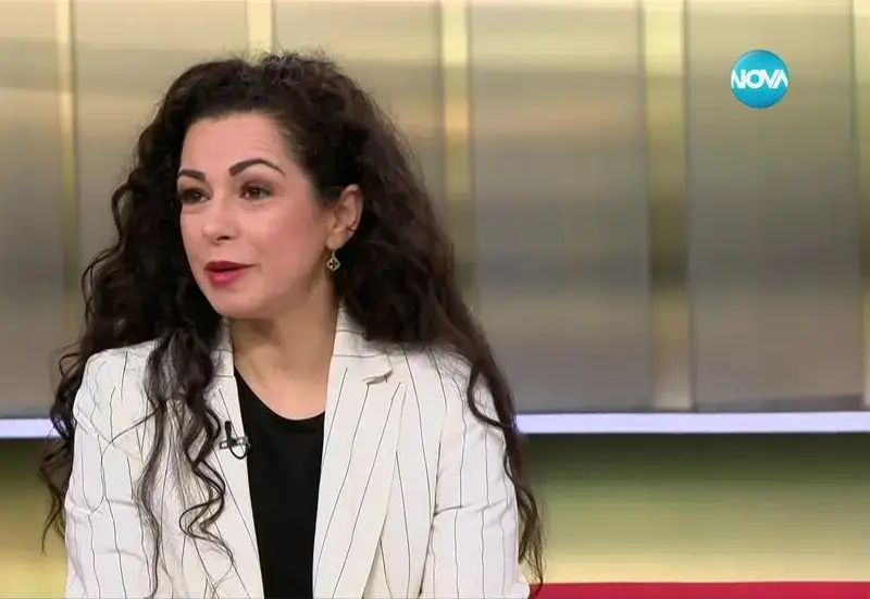 Елена Петрова се радва, че близнаците й не са артисти