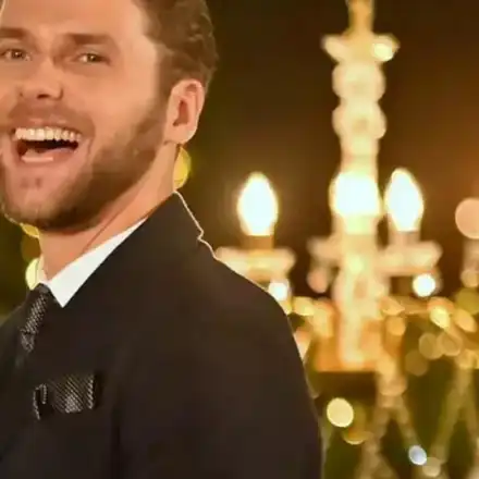 Ергенът Алек искал да си тръгне още на  втората седмица