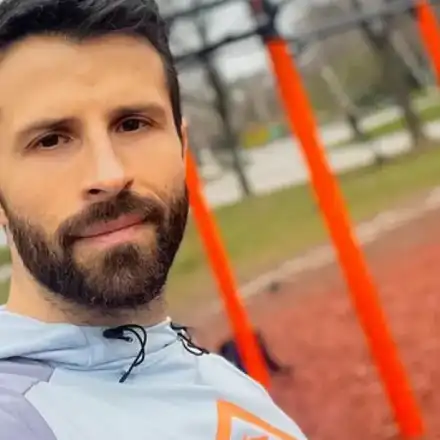 Георги Блажев ходи  на терапия от години