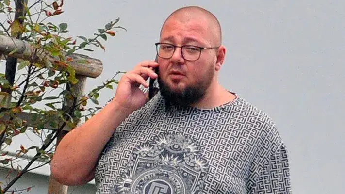 Християн Гущеров избяга на морето