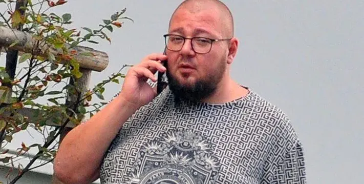 Християн Гущеров избяга на морето