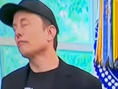 Илон Мъск дойде надрусан на сбогуване в Белия дом (ВИДЕО)