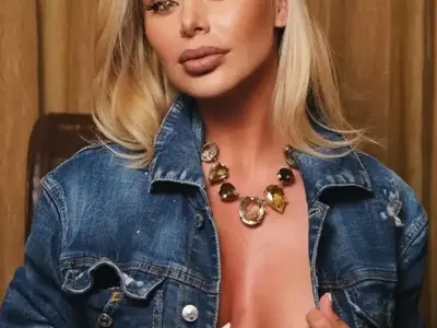 Имала 4 деца и била сериозна жена ли: Светлана Василева отново си показа ц*ците! (на Християн му призля - СНИМКИ)