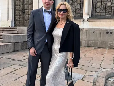 Ирина Тенчева празнува: Синът ѝ Спас завърши училище след години зор и подигравки (ГАЛЕРИЯ СНИМКИ)