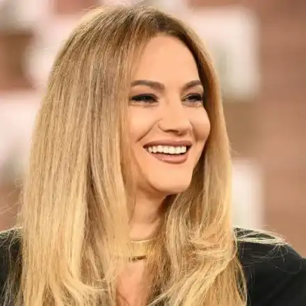 Изритаха Зейнеб от bTV! Гафове, срив в имиджа и... с подвита опашка при Гала?