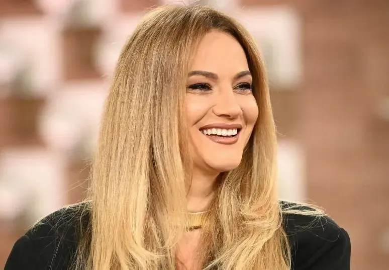 Изритаха Зейнеб от bTV! Гафове, срив в имиджа и... с подвита опашка при Гала?