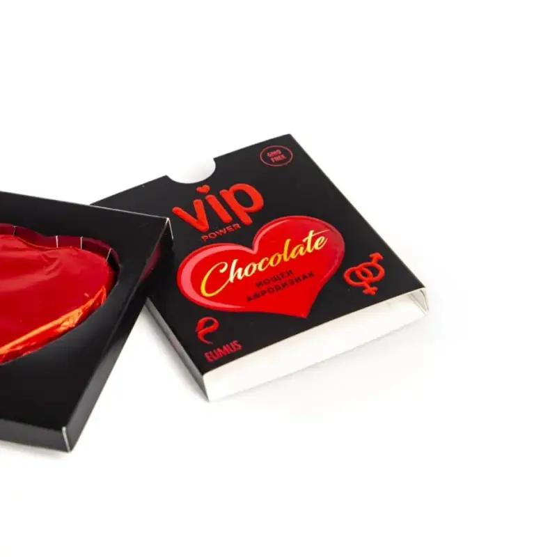 Жега! Шоколадово сърце разпалва страстите в спалнята