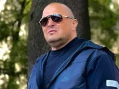 Жената на Камен Куката го заряза заради ченге и изневяра със сервитьорка