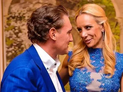 Жената на Кирил Домусчиев с часовник за 500 000 лева