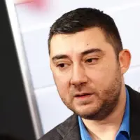 Карлос Контрера: ППДБ и Спаси София вкарват в борда на метрото хора, свързани с Валентин Златев и Николай Вълканов. Бранят със зъби и нокти статуквото